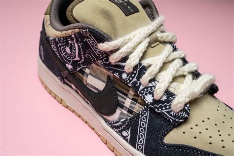 nike sb dunk low travis scott replica|travis scott dunks bandana low.